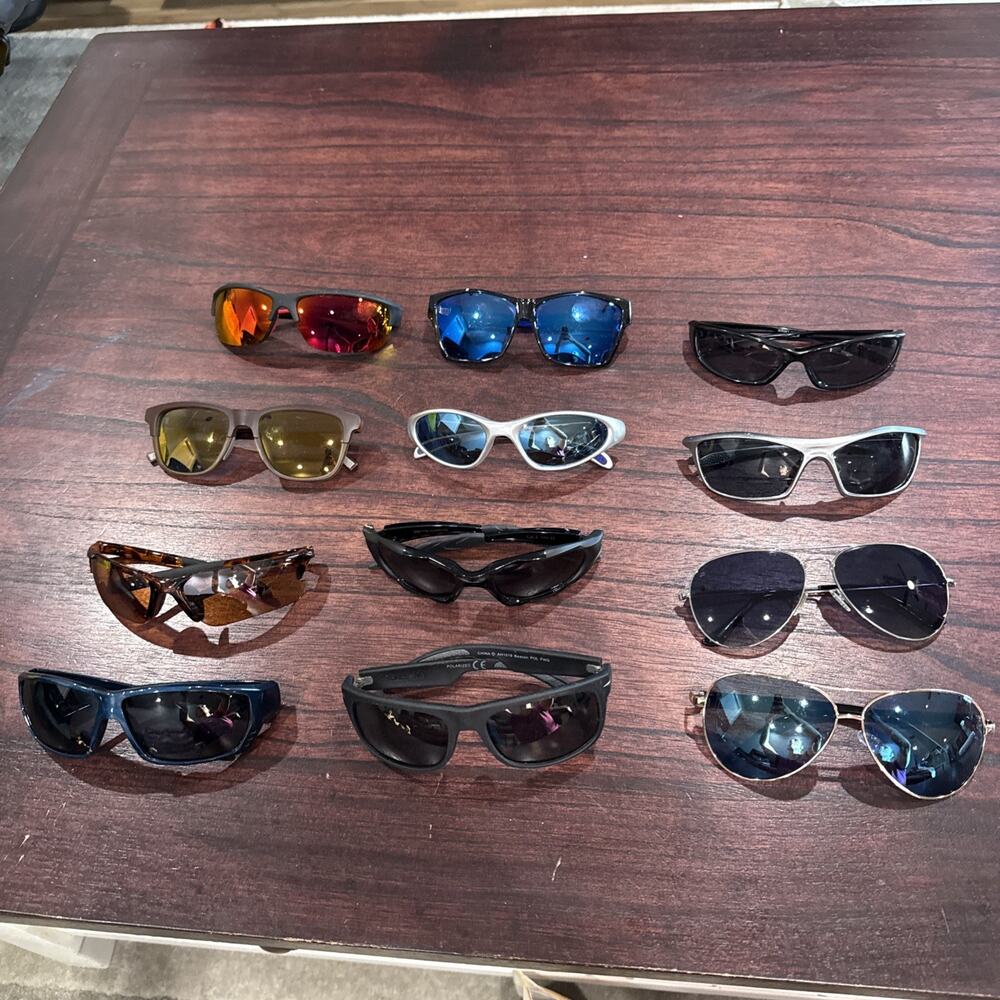 Lot of 12 - Men’s Sunglasses Hurley Maxx Xloop Prive Revaux Unbranded E34
